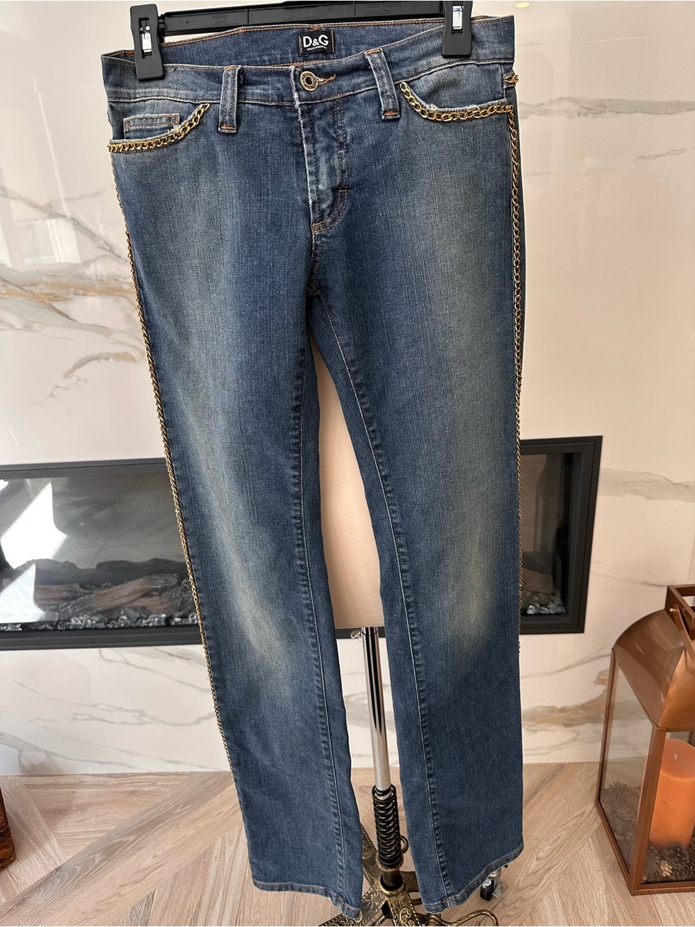 Vintage Dolce & Gabanna D&G Women's Blue Denim Jeans with Gold Chain Trim Size28